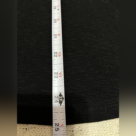 NWT Ada Faye Polagram Brand Black Top - Picture 7 of 9